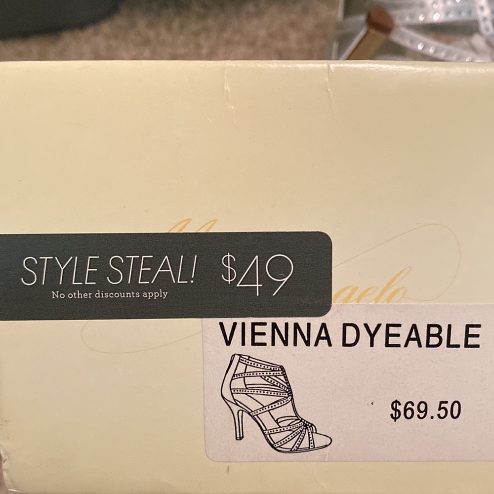 David’s Bridal Heels - Picture 3 of 5